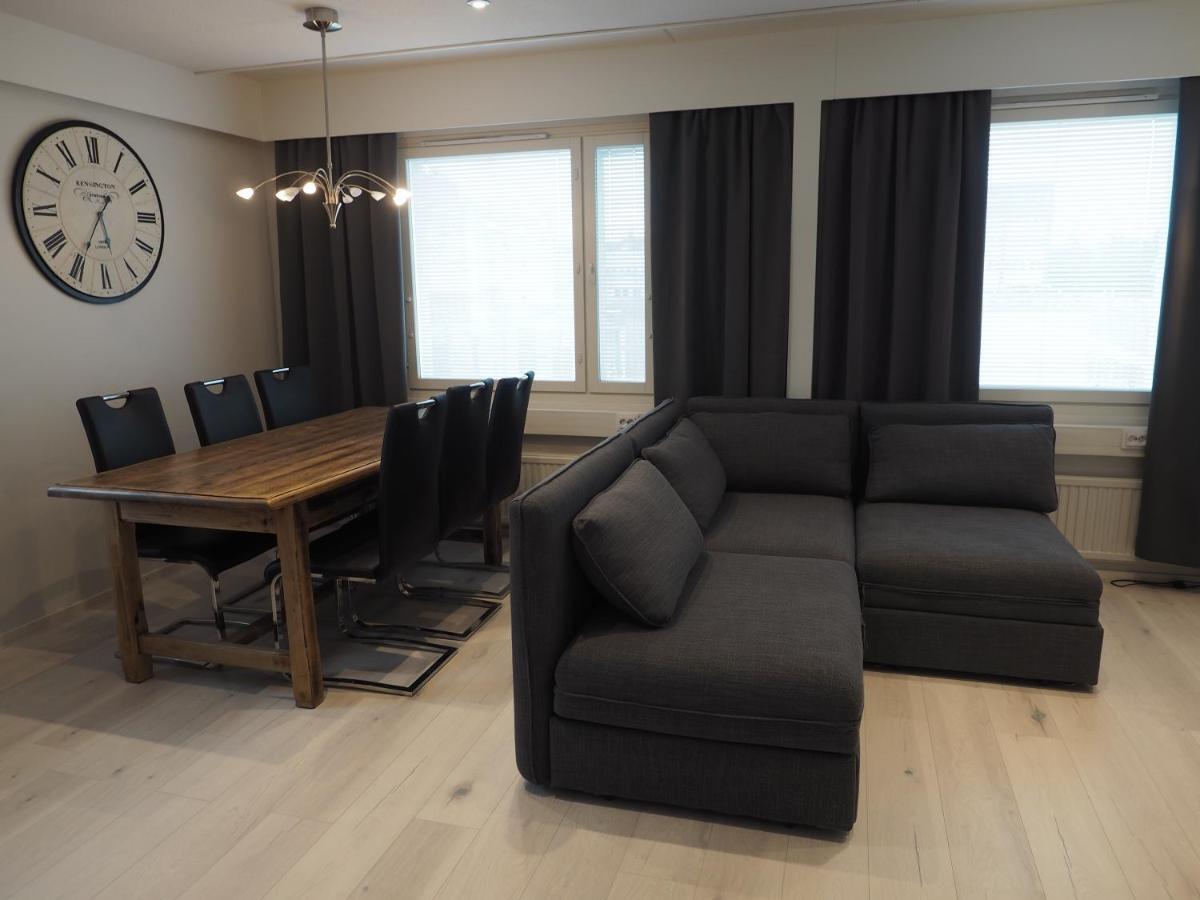 Apartment Oulu Station Suite Bagian luar foto