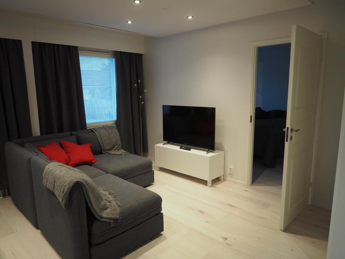 Apartment Oulu Station Suite Bagian luar foto